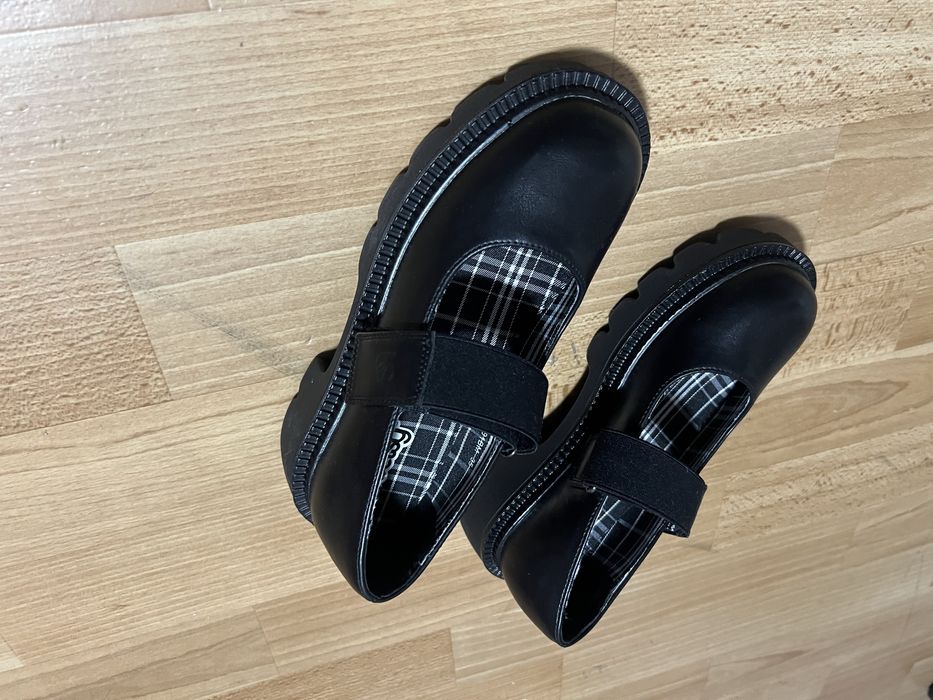 Продам  женские туфли