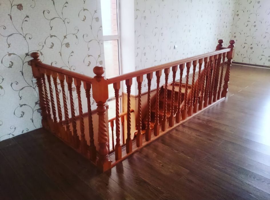 Изготовление лестниц,  корпусной мебели