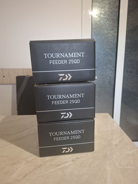 Daiwa tournament feeder25qd -3 buc 4200 roni