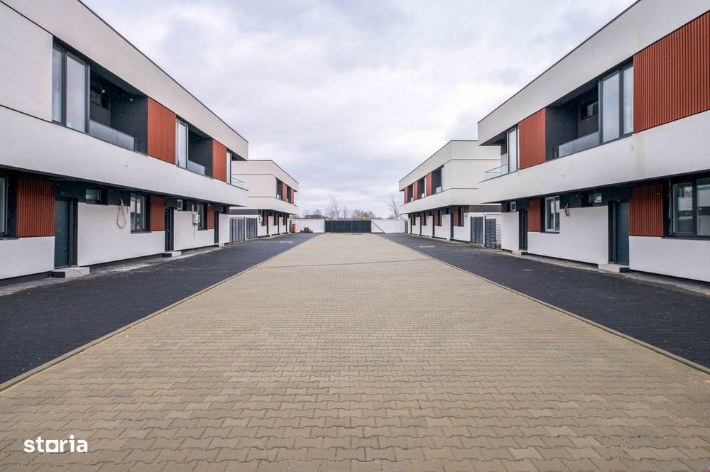 De vanzare casa P+1  120 mp utili 4 camere curte 130 mp