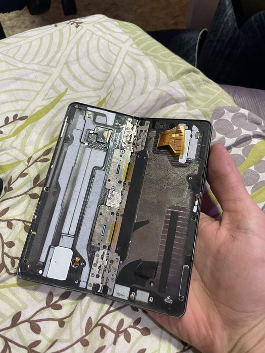 Продам samsung fold 4