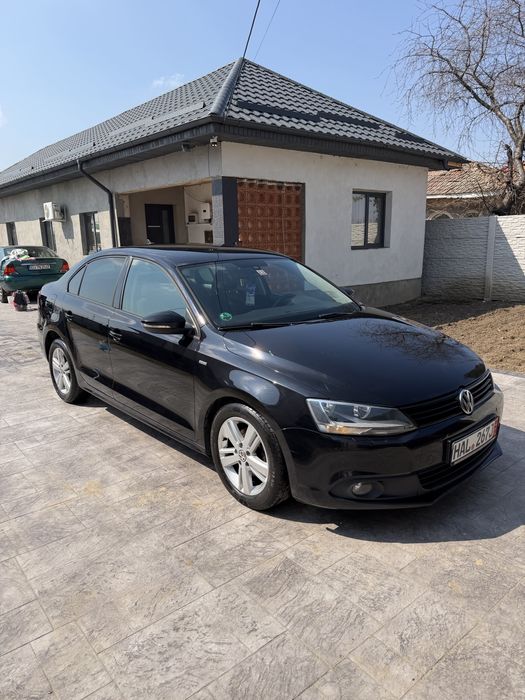 Vw Jetta 1.6 Tdi Match Recent adusa