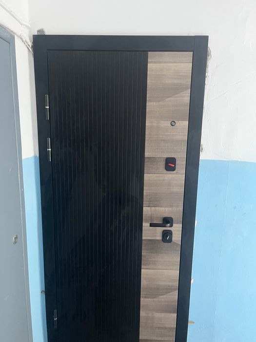 Установка Входных дверей