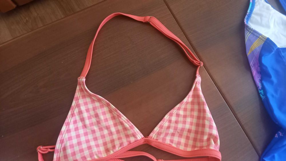 Два чифта детски бански