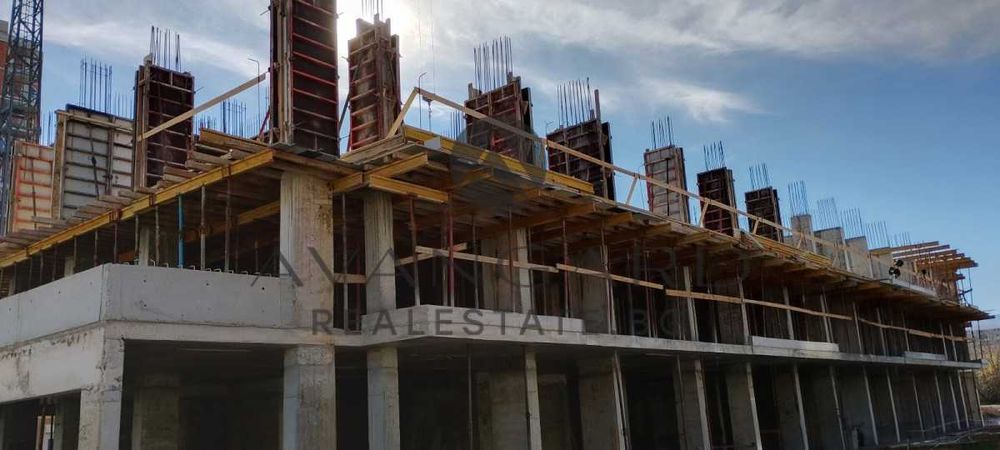 Продава се Двустаен апартамент в Пловдив, Кючук Париж - 65 кв.м за 608 €/кв.м - Снимка #2