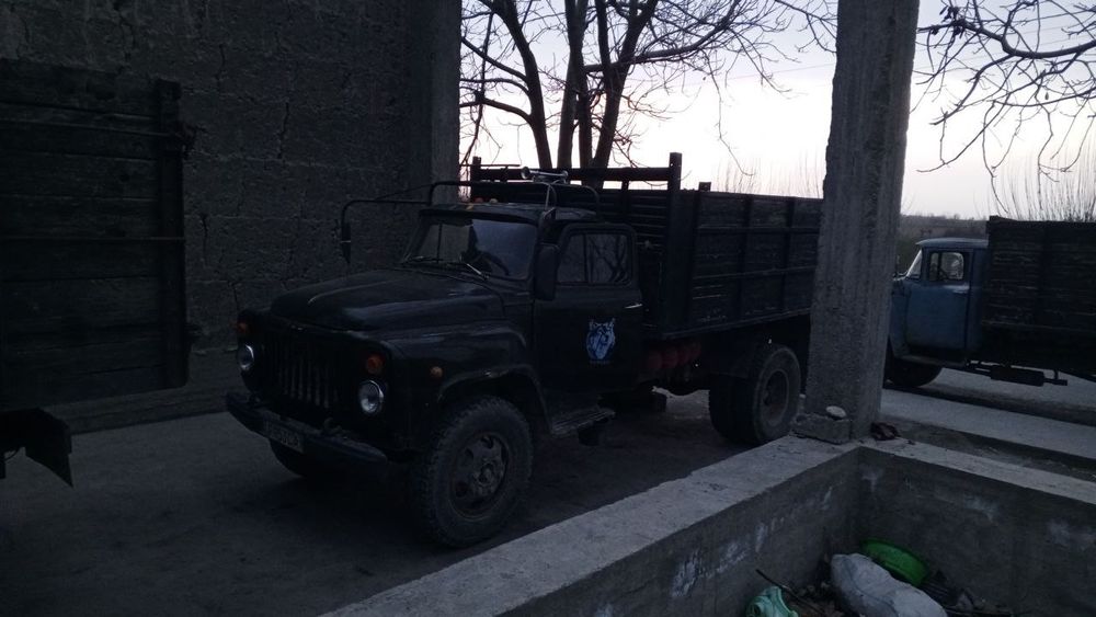 Gaz 53 bartavoy sotiladi Narxi 4000kelishamiz