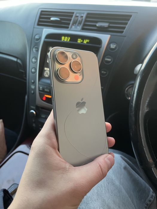 Iphone 15 pro 256 gb 88%