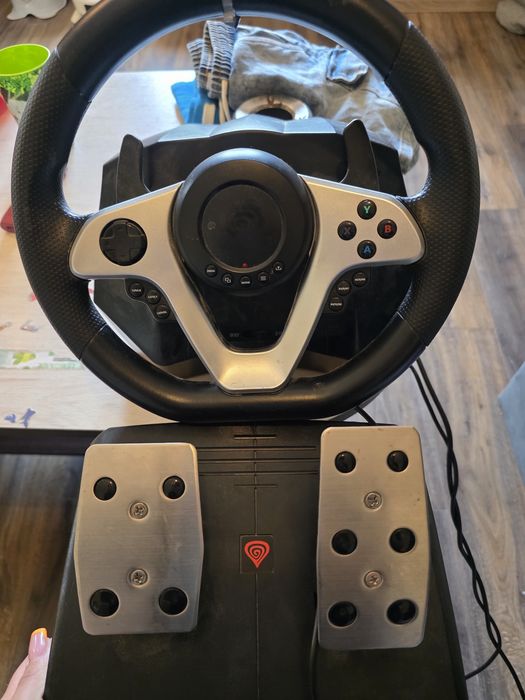Волан и педали за PS4
