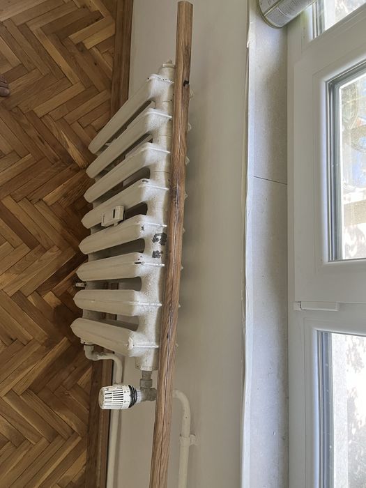 Vand plinta  pentru parchet din lemn de stejar