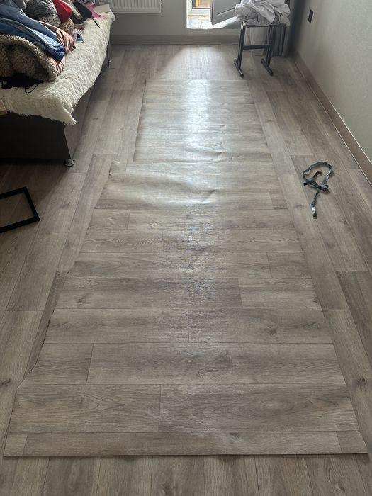 Продам линолеум новый куски