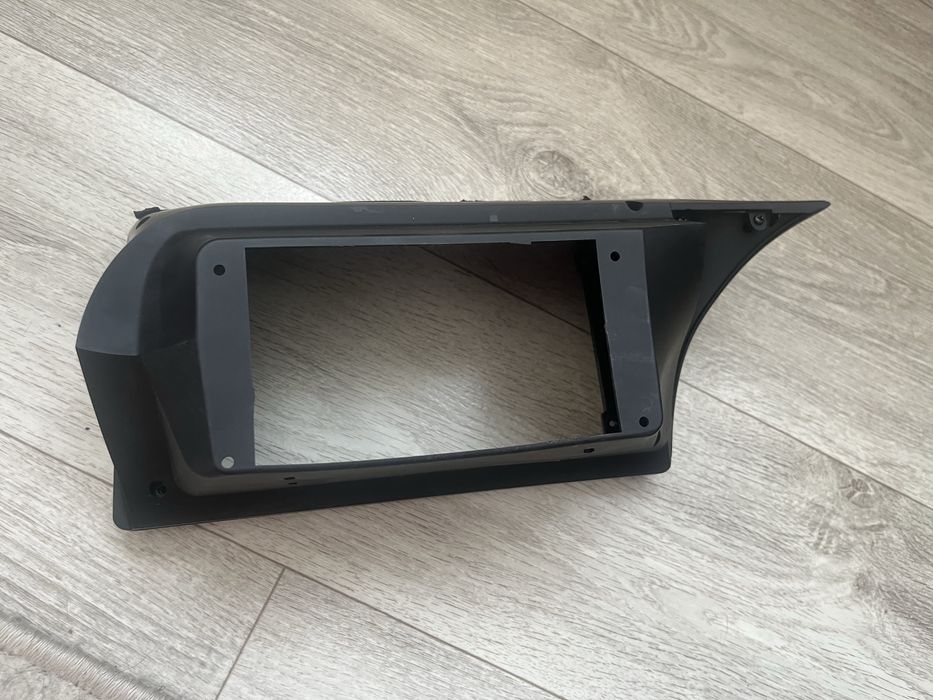 Переходная рамка под андроид 9дюймов приора 2