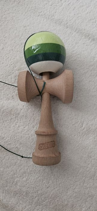 Kendama sweets semnata de xremus