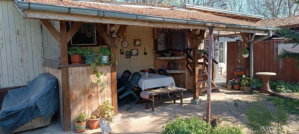 Продава се Къща в Ихтиман - 484 кв.м за 917 €/кв.м - Снимка #12