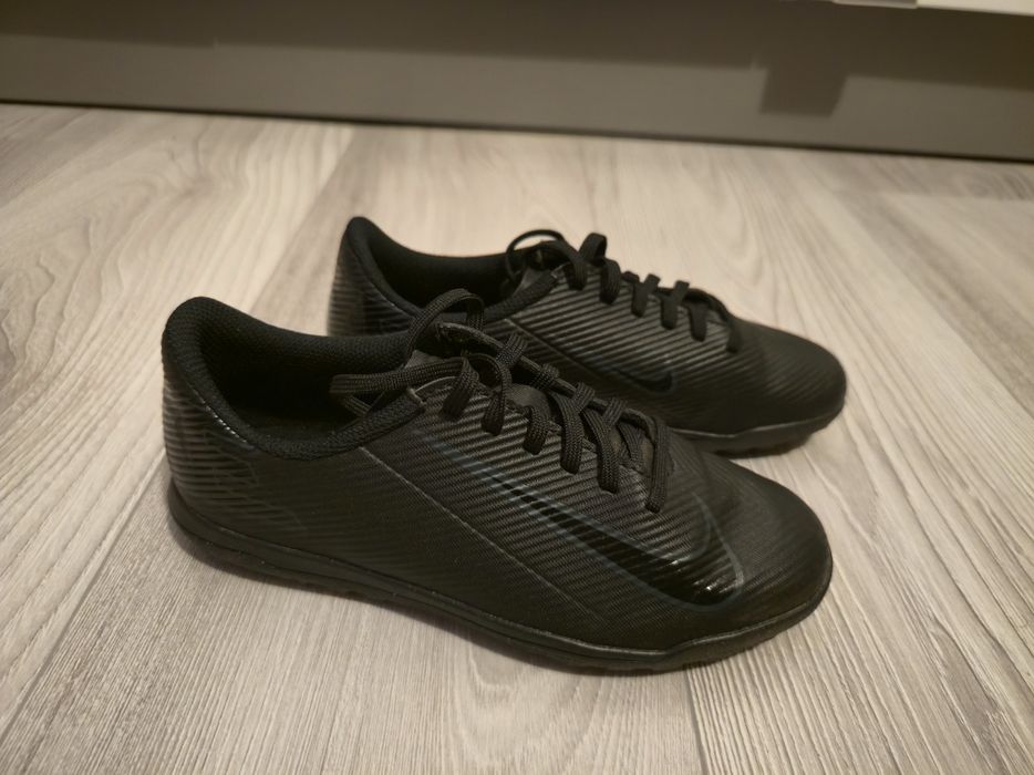 Различни обувки 33н,34н и 35н