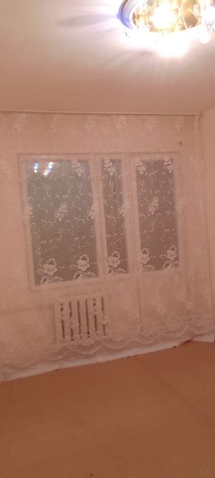 Юнусабад-15  1/1/4  (метро Туркистон) полупустая.