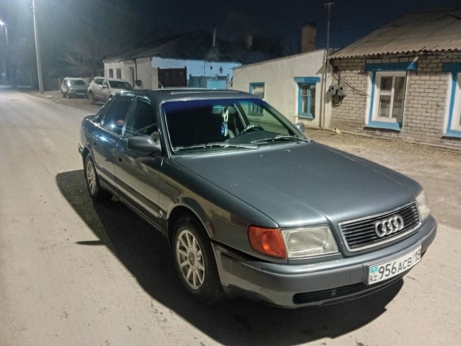 Продам Audi 100 c4