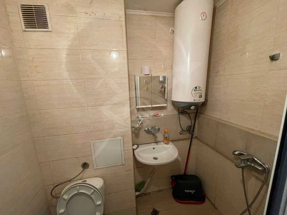 Продава се Двустаен апартамент в Бургас, Меден рудник - зона В - 44 кв.м за 1535 €/кв.м - Снимка #4