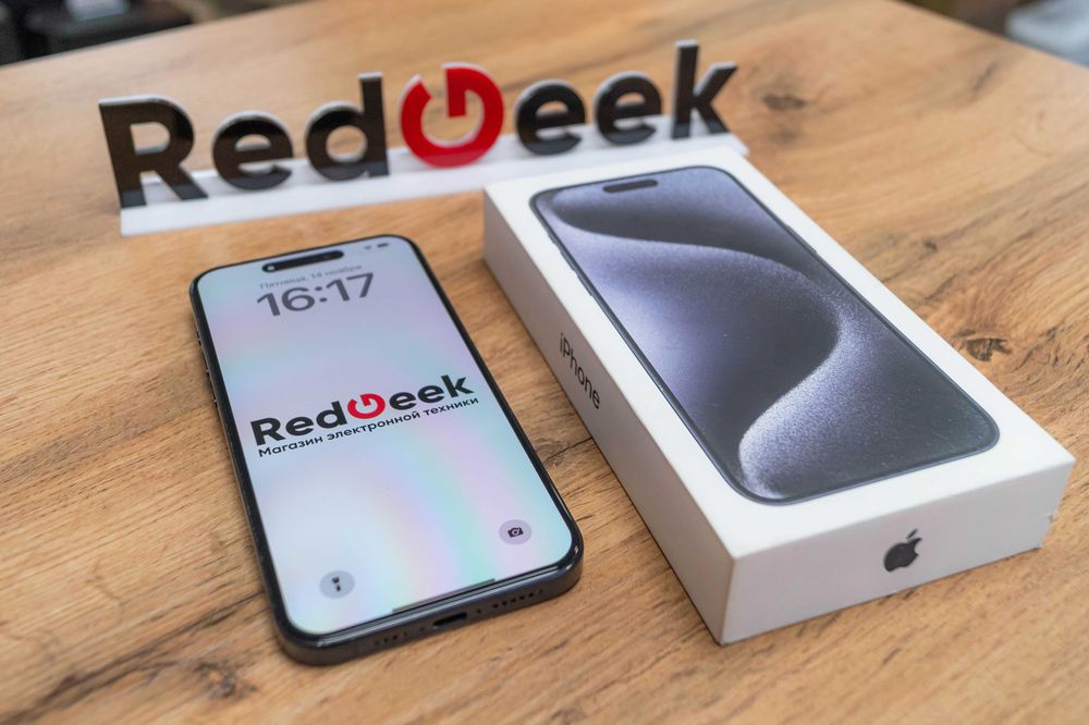 iPhone 15 Pro Max  256GB Магазин Red Geek