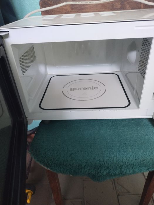 Продам микроволновку 35 тыс