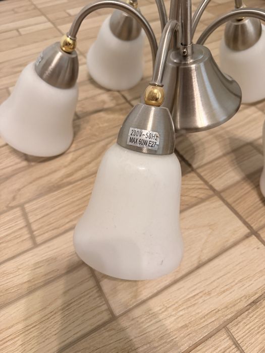 Vând lustre cu 5 brațe – 2 bucăți disponibile