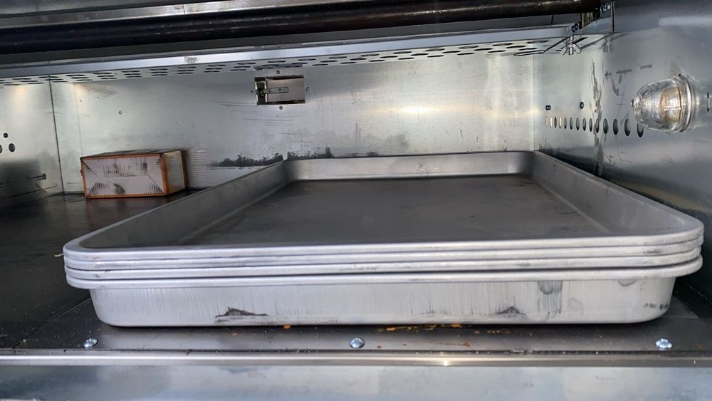 Продам печь и формы