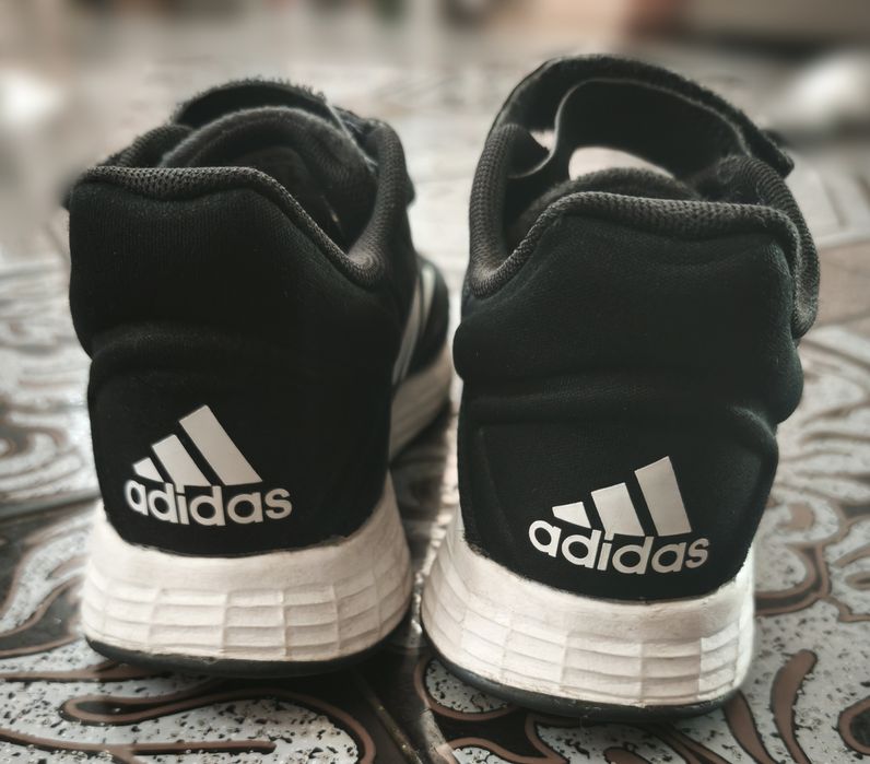 Adidas Duramo 10( цена за чифт)