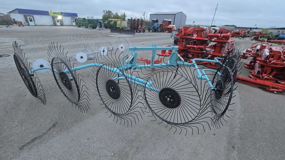 В наличии 8-колесные навесные грабли-ворошилки, также 4 и 5 колес