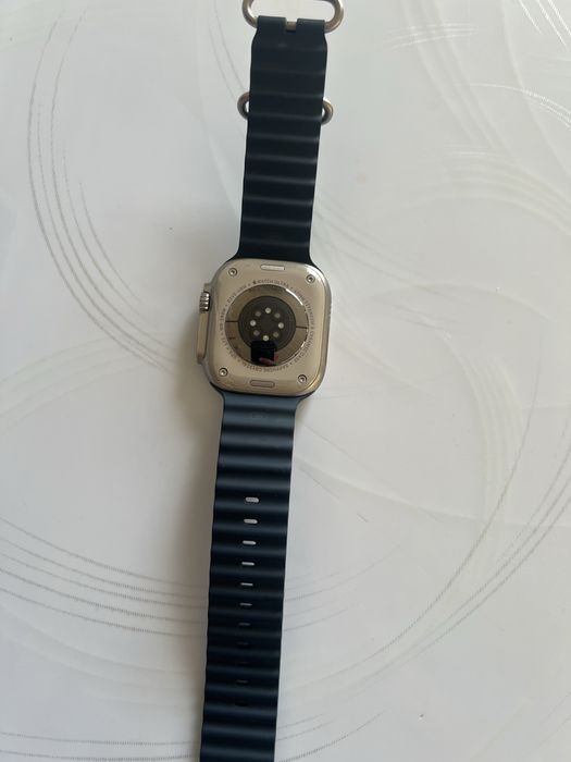 Продаю apple watch ultra 2