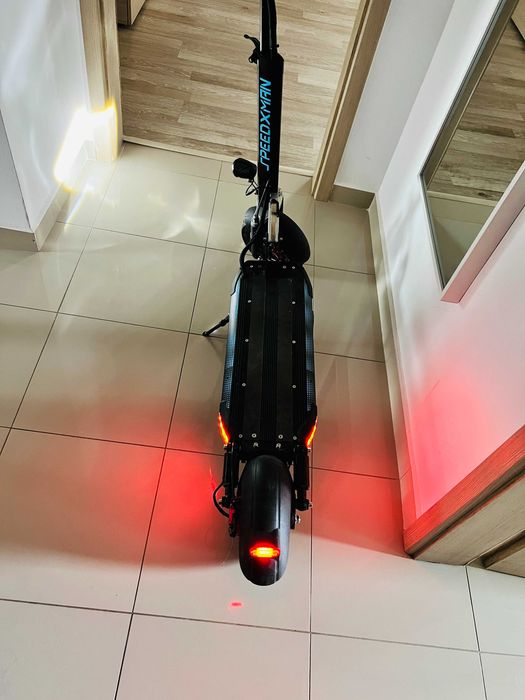 Trotinetă Speedxman 10 800W, Viteza 45 Km/h, baterie LG,  Roti 10"