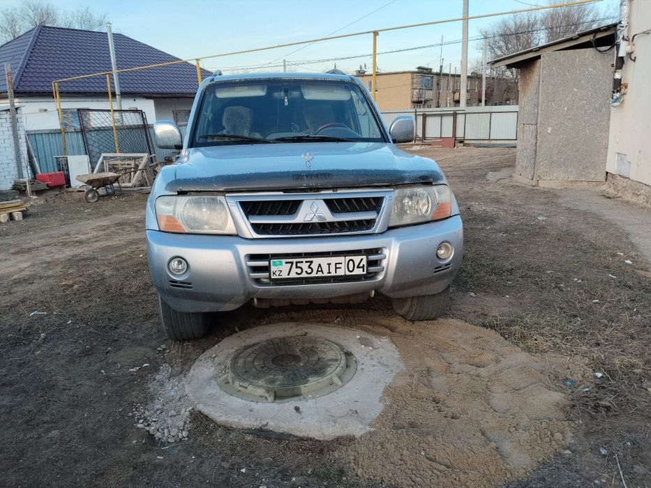 Митсубиси Паджеро 3