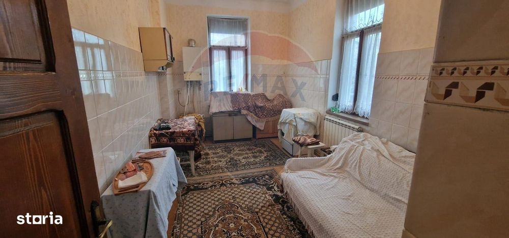 Apartament cu 2 camere+2camere la mansarda, zona Orizont, strada Letea