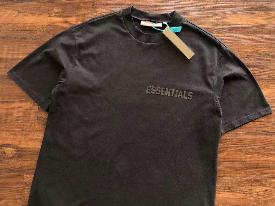 тениска Fear of God ESSENTIALS Black T-shirt