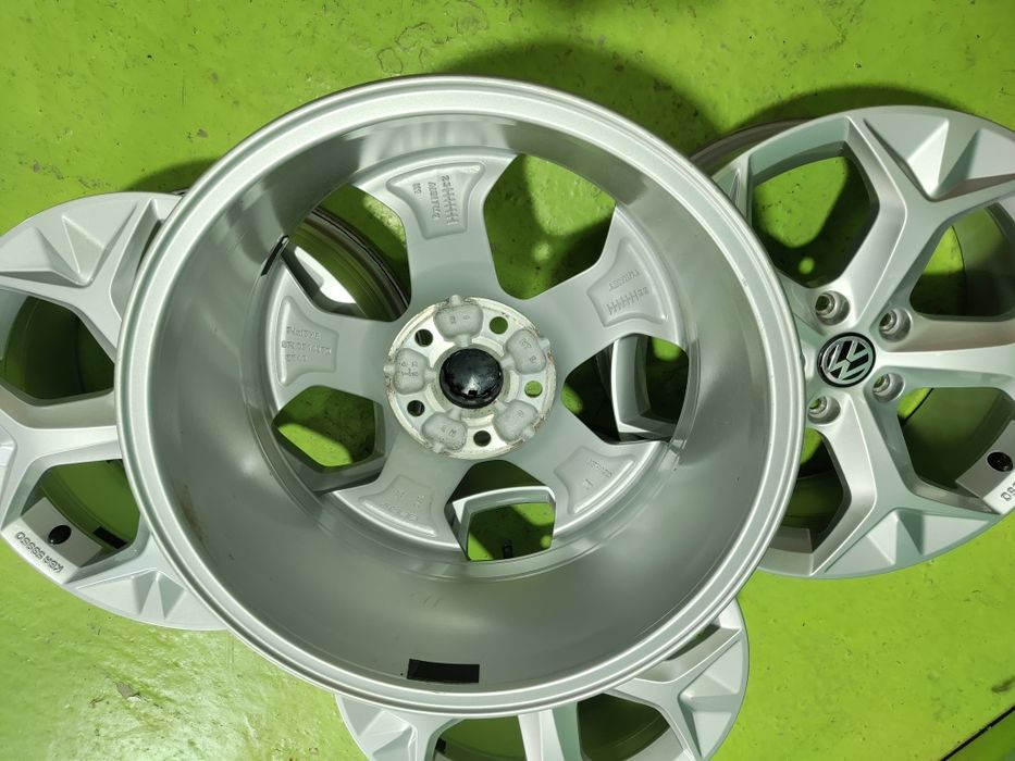 17 5x112 Vw Passat Touran Caddy Golf Skoda Audi Seat 5х112