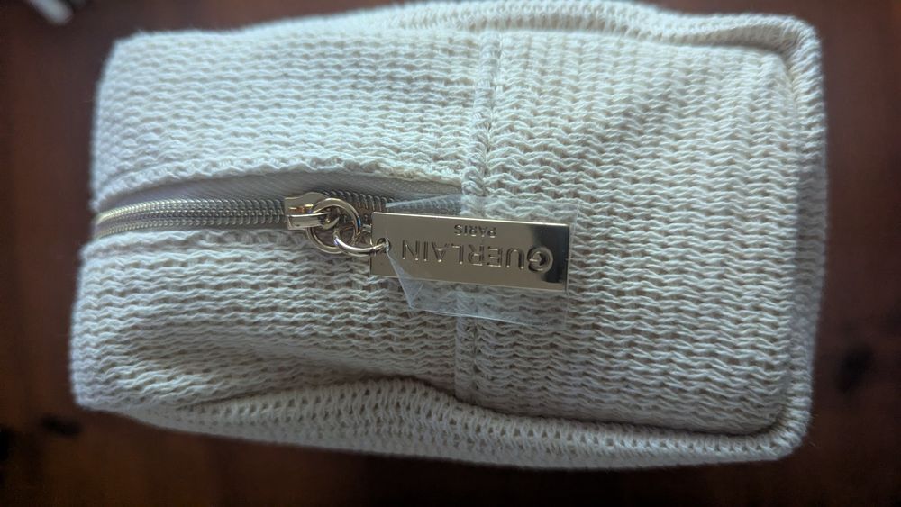 Дамски козметичен несесер Guerlain  Paris