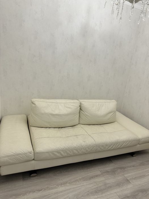 Отдам Диван даром