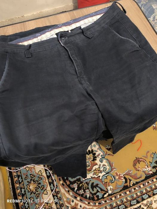Мужские брюки в хорошем состояний