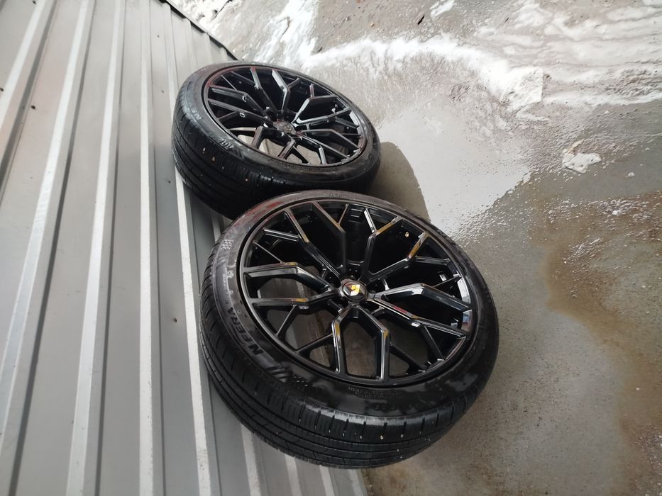 Продаю диски и балоны R22 состояния средный