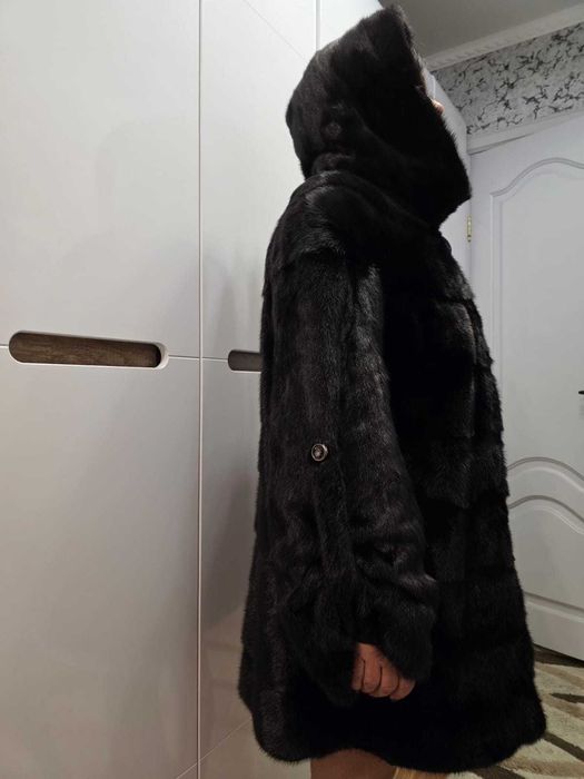 продам норковую шубу