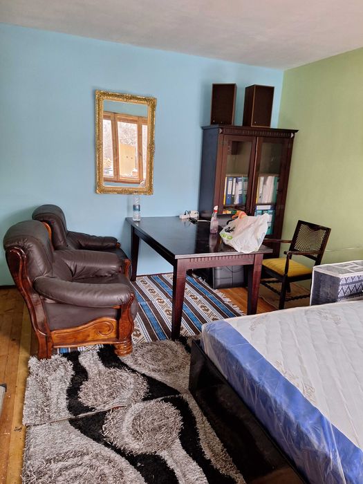 Дава се под наем Къща в Шумен, Тракия - 20 кв.м за 76.5 € - Снимка #1