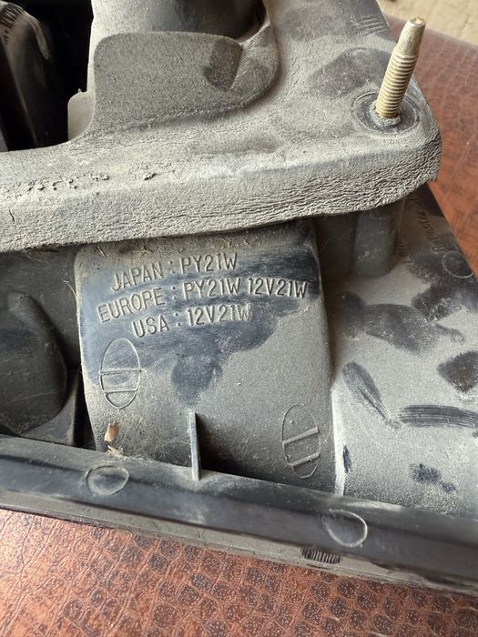 Фонарь Subaru Legacy B4