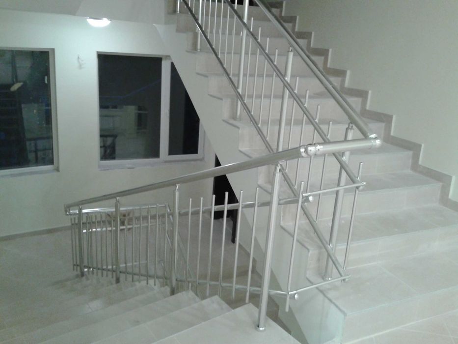 Доставка и монтаж на алуминиеви парапети!