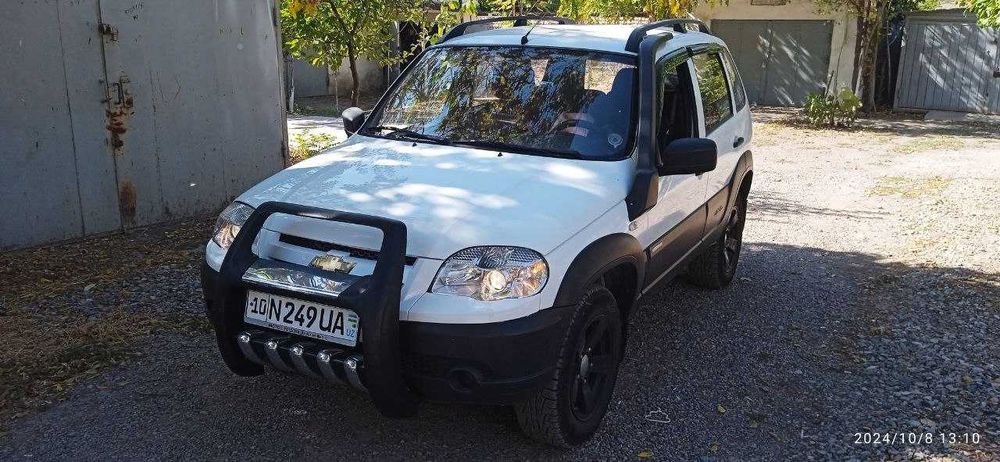 Нива Chevrolet Niva 2015г. пробег 68 000