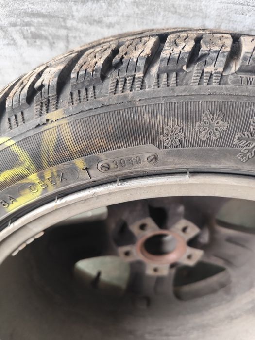 Продавам джанти с гуми 17 ки