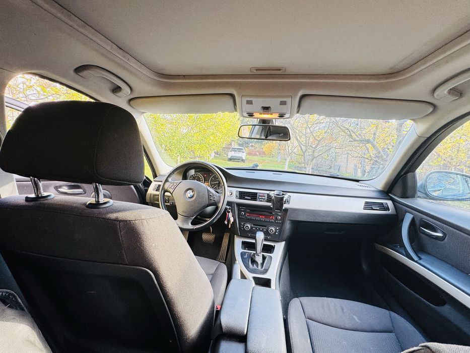 BMW seria 3 E90 Facelift •  Automat • Euro 5 • Trapa • Xenon