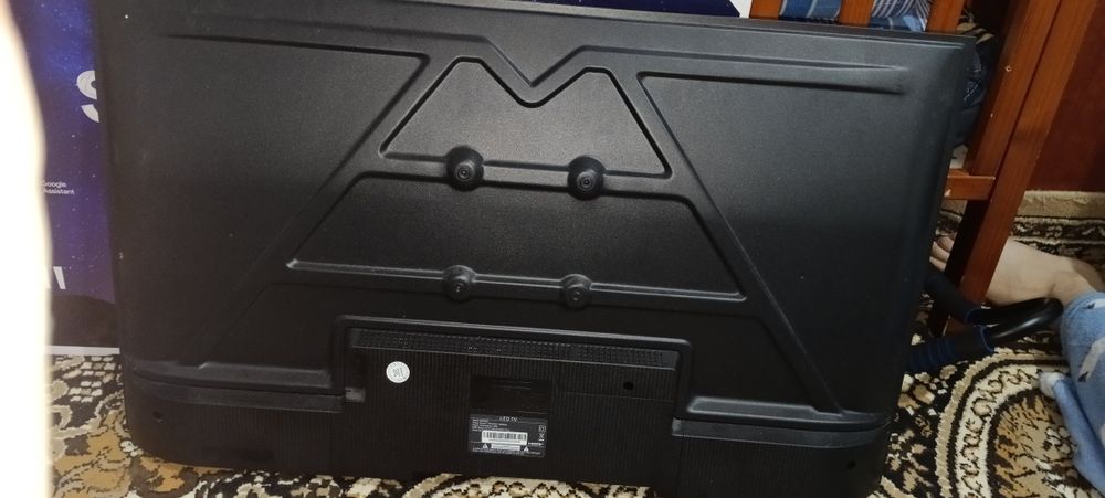 Продам смарт ТВ 32 диагональ