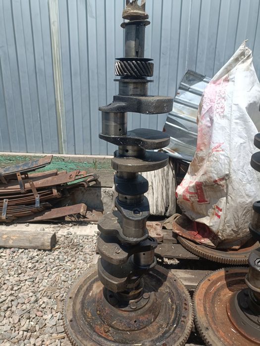 Коленвал на ЗИЛ 130,131