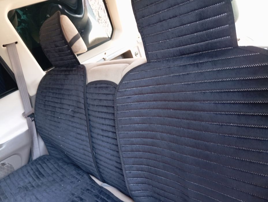 Продам чехлы на авто