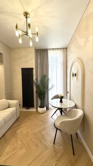 Дава се под наем Двустаен апартамент в Варна, Левски - 65 кв.м за 410 € - Снимка #3