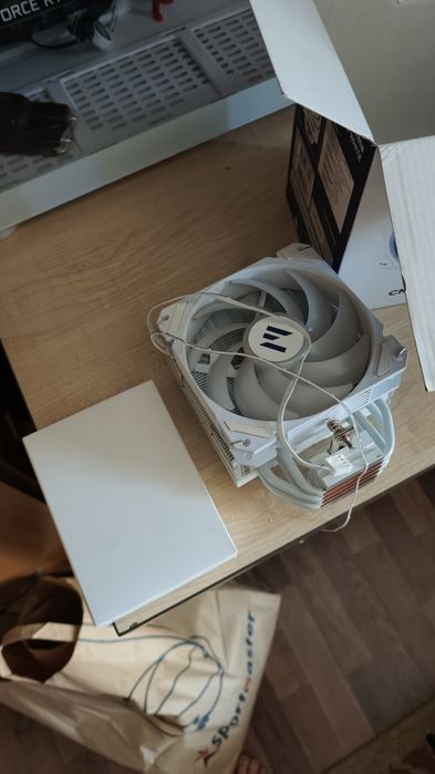 Продается кулер для процессора Zalman CNPS9X Performa ARGB White