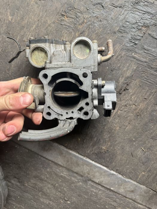 Мицубиси галант заслонка